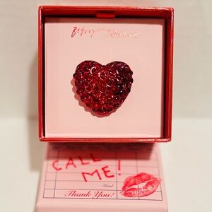 Betsey Johnson NWT Pave Crystal Heart Stretch Ring